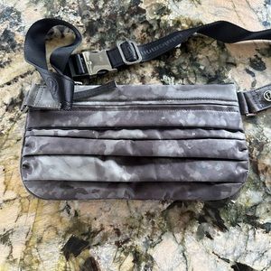 Lululemon Camo Hand-warmer Belt bag